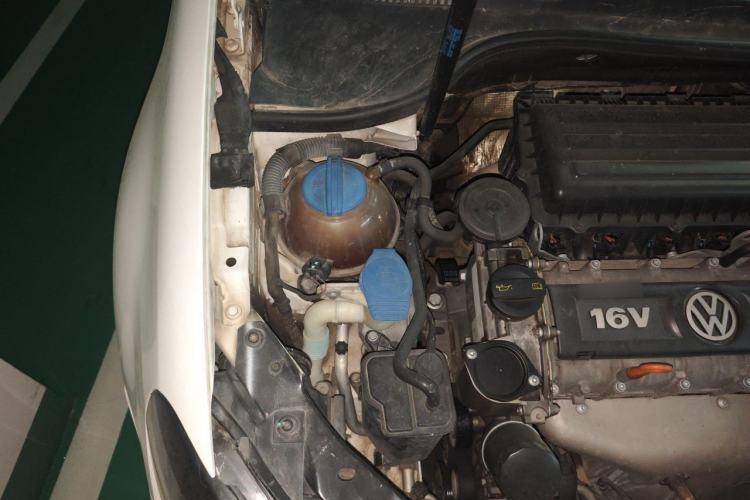 Used Volkswagen Golf 2012 1.6L Automatic Comfort Model Engine Bay Right