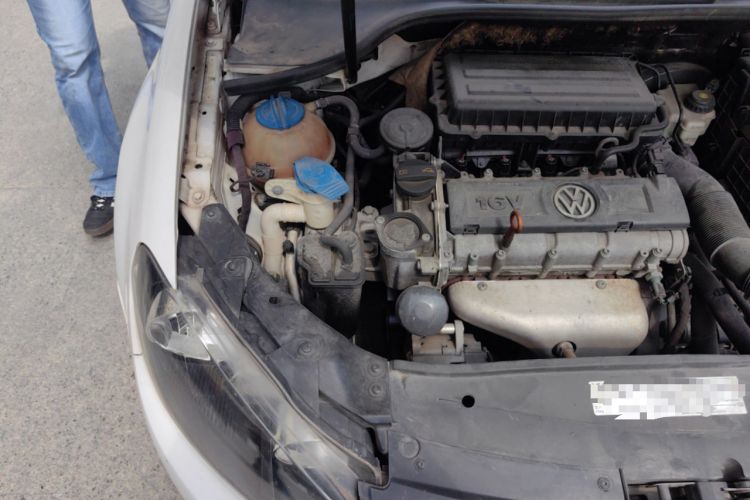 Used Volkswagen Golf 2012 1.6 Manual Comfort Edition Engine Bay Right
