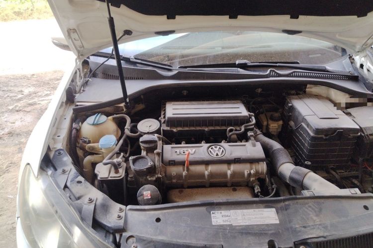 Used Volkswagen Golf 2012 1.6L Automatic Comfort Model Engine Bay Right