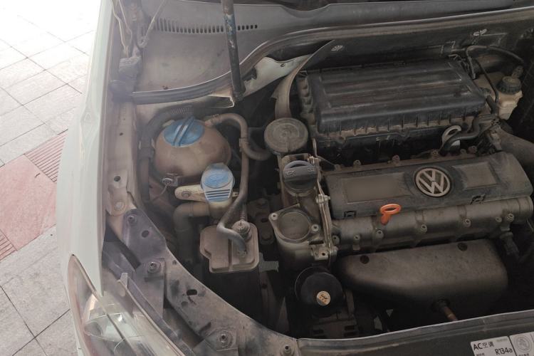 Used Volkswagen Golf 2012 1.6L Automatic Comfort Model Engine Bay Right