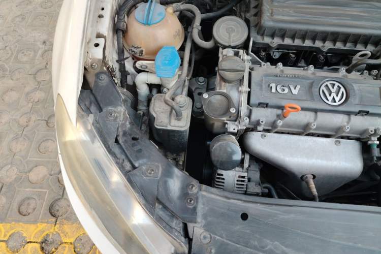Used Volkswagen Golf 2012 1.6L Automatic Comfort Model Engine Bay Right