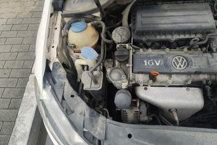 Used Volkswagen Golf 2012 1.6L Automatic Comfort Model Engine Bay Right