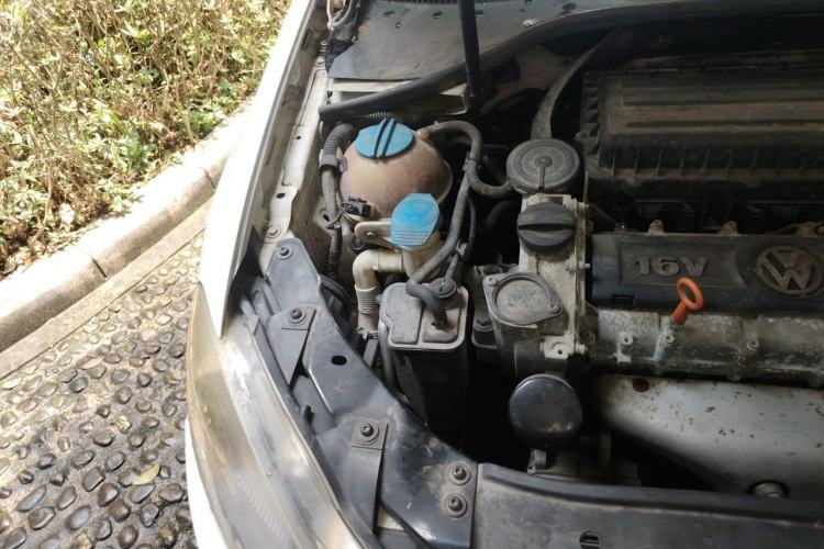 Used Volkswagen Golf 2012 1.6L Automatic Comfort Model Engine Bay Right