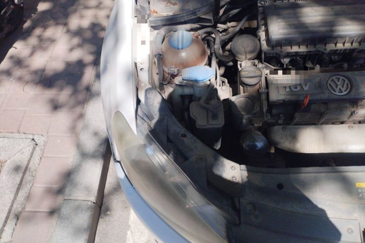 Used Volkswagen Golf 2012 1.6L Automatic Comfort Model Engine Bay Right