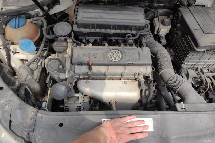 Used Volkswagen Golf 2012 1.6 Manual Comfort Edition Engine Bay