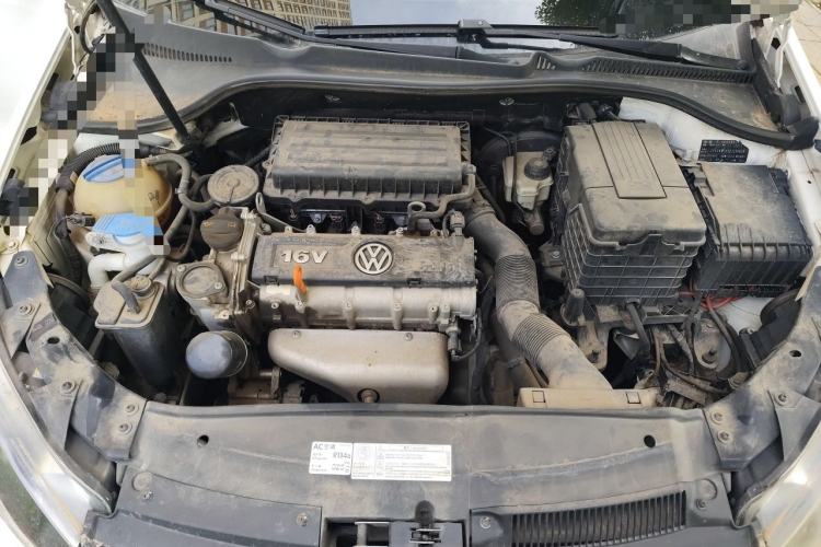 Used Volkswagen Golf 2012 1.6 Manual Fashion Edition Engine Bay