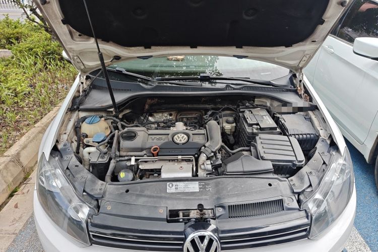 Used Volkswagen Golf 2012 1.4 TSI Automatic Comfort Edition Engine Bay