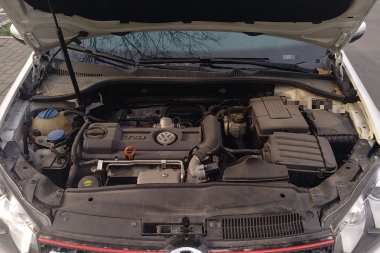 Used Volkswagen Golf 2012 1.4 TSI Automatic Comfort Edition Engine Bay