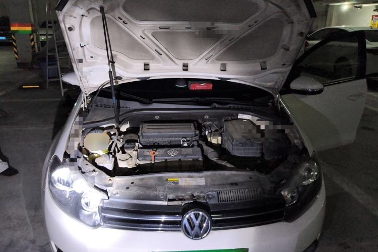 Used Volkswagen Golf 2012 1.6L Automatic Comfort Model Engine Bay