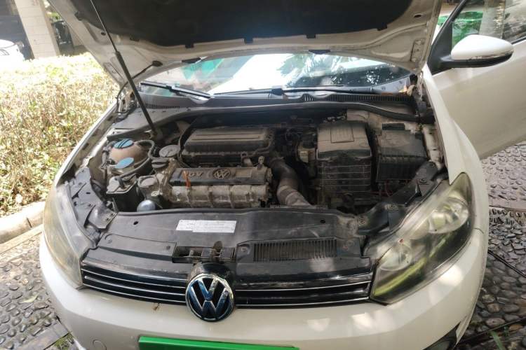 Used Volkswagen Golf 2012 1.6L Automatic Comfort Model Engine Bay