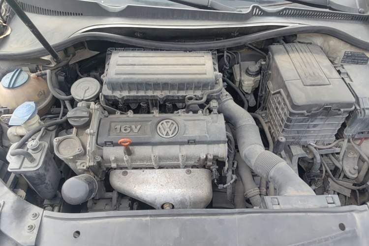 Used Volkswagen Golf 2012 1.6L Automatic Comfort Model Engine Bay