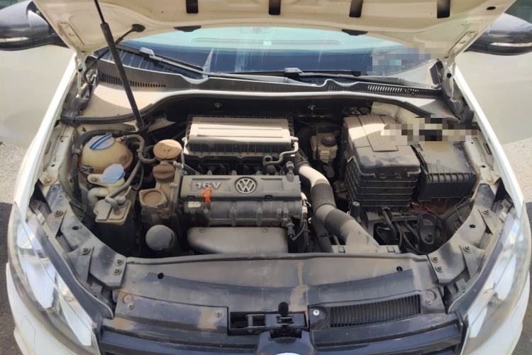 Used Volkswagen Golf 2012 1.6 Manual Comfort Edition Engine Bay