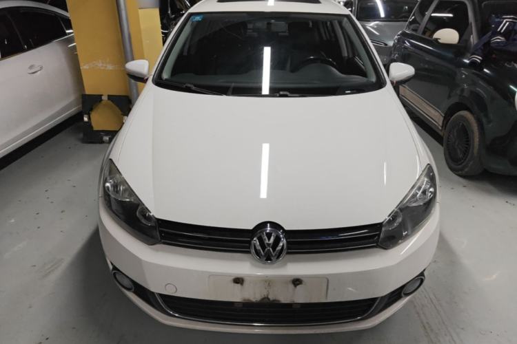 Used Volkswagen Golf 2012 1.6L Automatic Comfort Model Front