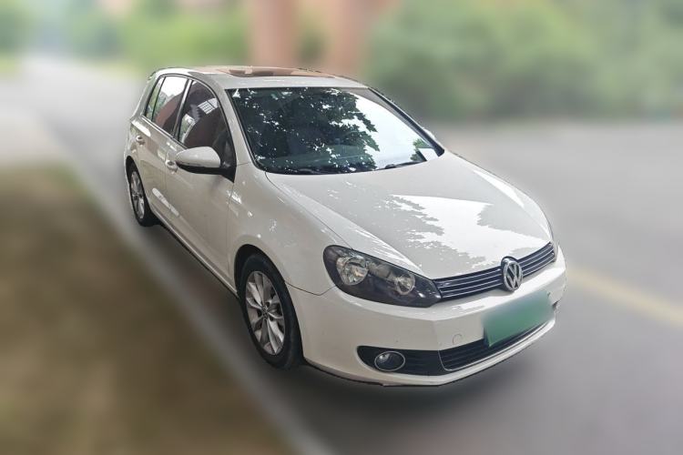 Used Volkswagen Golf 2012 1.4 TSI Automatic Comfort Edition Front Right 45 Deg