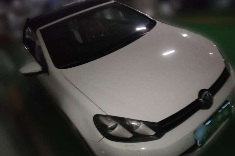 Used Volkswagen Golf 2012 1.4TSI Luxury Convertible Edition Front Right 45 Deg