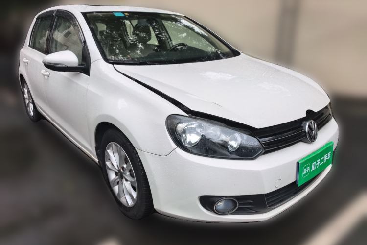 Used Volkswagen Golf 2012 1.6L Automatic Comfort Model Front Right 45 Deg