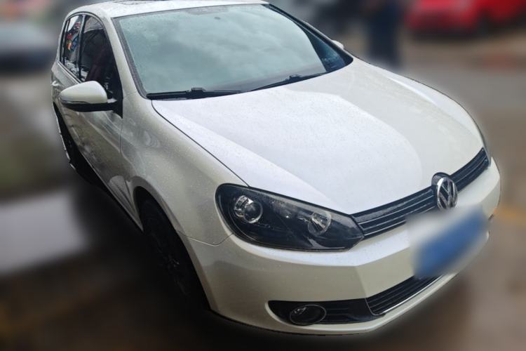 Used Volkswagen Golf 2012 1.6L Automatic Comfort Model Front Right 45 Deg