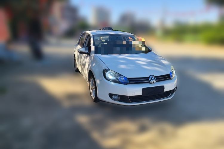 Used Volkswagen Golf 2012 1.4 TSI Automatic Comfort Edition Front Right 45 Deg