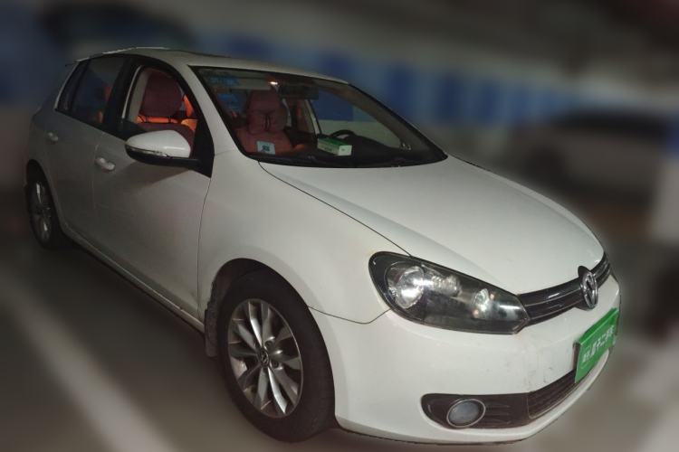 Used Volkswagen Golf 2012 1.6L Automatic Comfort Model Front Right 45 Deg