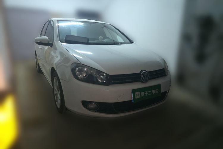 Used Volkswagen Golf 2012 1.6L Automatic Comfort Model Front Right 45 Deg