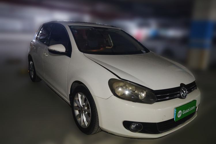 Used Volkswagen Golf 2012 1.6L Automatic Comfort Model Front Right 45 Deg