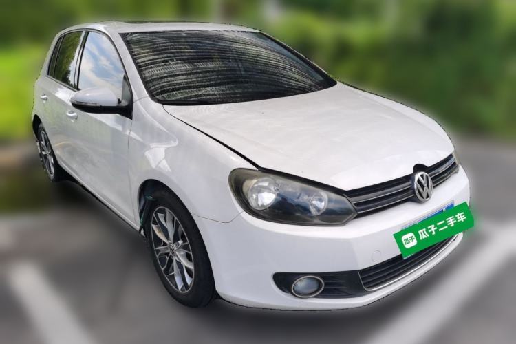 Used Volkswagen Golf 2012 1.6L Automatic Comfort Model Front Right 45 Deg