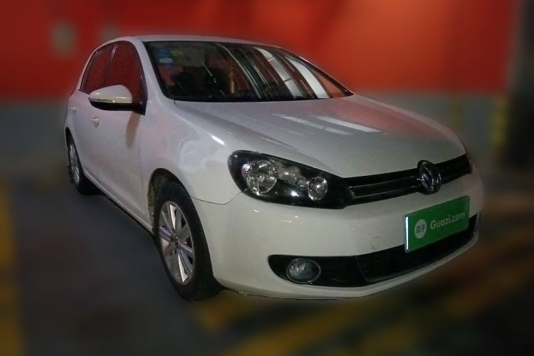 Used Volkswagen Golf 2012 1.6L Automatic Fashion Model Front Right 45 Deg