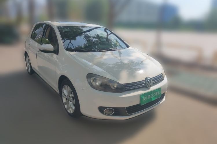 Used Volkswagen Golf 2012 1.4 TSI BlueMotion Edition Front Right 45 Deg