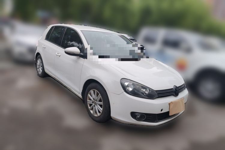 Used Volkswagen Golf 2012 1.6L Automatic Fashion Model Front Right 45 Deg