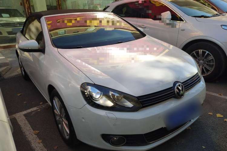 Used Volkswagen Golf 2012 1.4TSI Luxury Convertible Edition Front Right 45 Deg