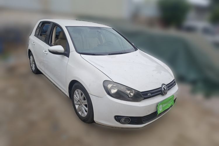 Used Volkswagen Golf 2012 1.6L Automatic Fashion Model Front Right 45 Deg