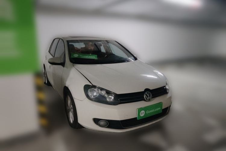 Used Volkswagen Golf 2012 1.6L Automatic Comfort Model Front Right 45 Deg