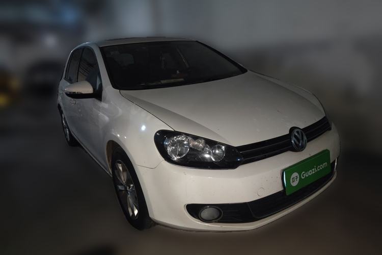 Used Volkswagen Golf 2012 1.6L Automatic Comfort Model Front Right 45 Deg