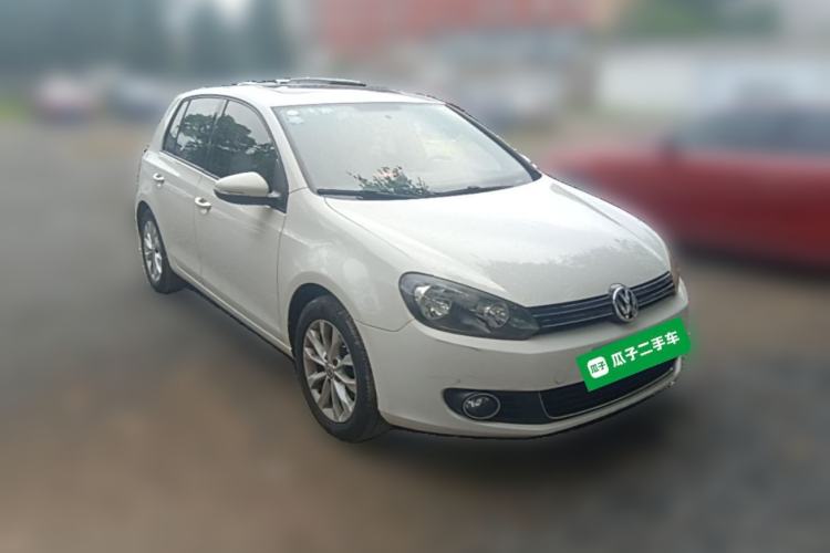 Used Volkswagen Golf 2012 1.6L Automatic Comfort Model Front Right 45 Deg