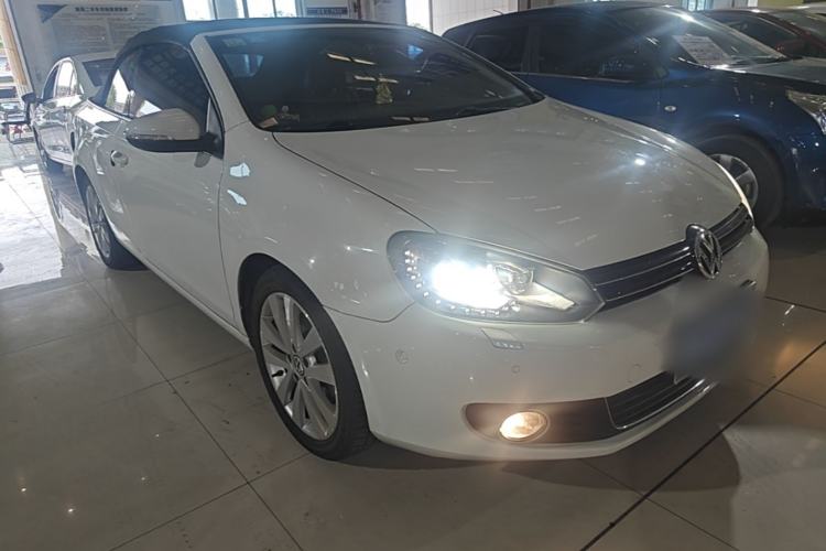 Used Volkswagen Golf 2012 1.4TSI Luxury Convertible Edition Front Right 45 Deg