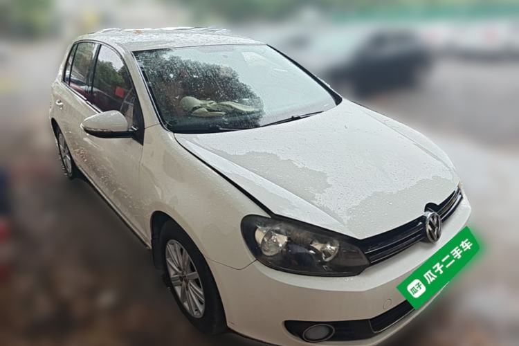 Used Volkswagen Golf 2012 1.6L Automatic Fashion Model Front Right 45 Deg