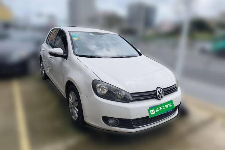 Used Volkswagen Golf 2012 1.6L Automatic Fashion Model Front Right 45 Deg