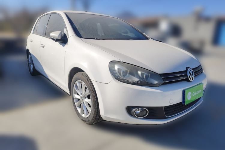 Used Volkswagen Golf 2012 1.6L Automatic Comfort Model Front Right 45 Deg