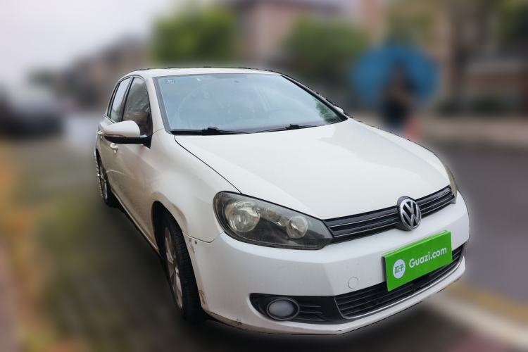 Used Volkswagen Golf 2012 1.6L Automatic Comfort Model Front Right 45 Deg