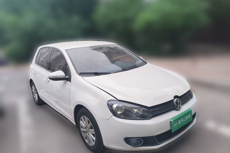 Used Volkswagen Golf 2012 1.6 Manual Fashion Edition Front Right 45 Deg