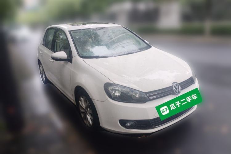 Used Volkswagen Golf 2012 1.6L Automatic Comfort Model Front Right 45 Deg