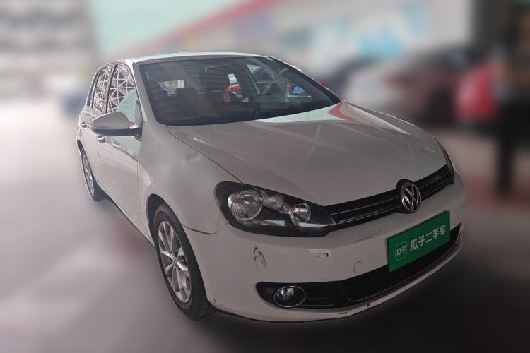 Used Volkswagen Golf 2012 1.6L Automatic Comfort Model Front Right 45 Deg