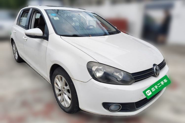 Used Volkswagen Golf 2012 1.6L Automatic Comfort Model Front Right 45 Deg