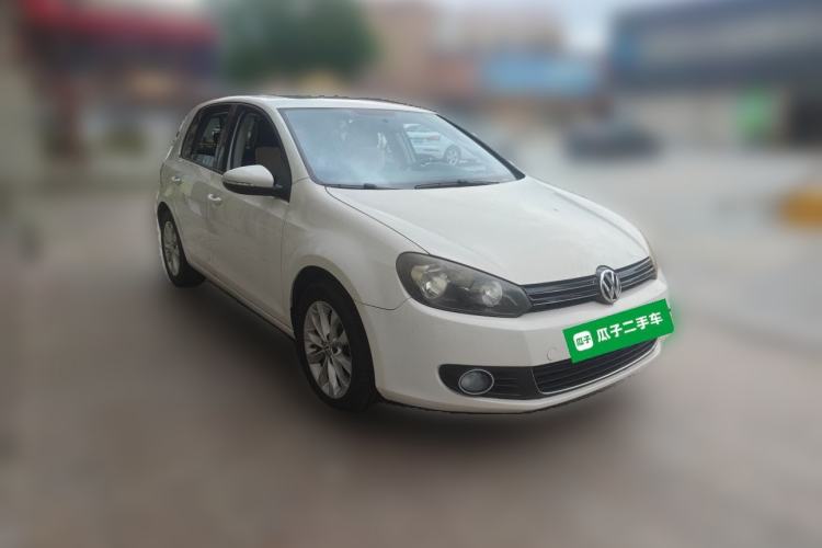 Used Volkswagen Golf 2012 1.6L Automatic Comfort Model Front Right 45 Deg