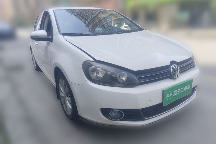 Used Volkswagen Golf 2012 1.6L Automatic Comfort Model Front Right 45 Deg