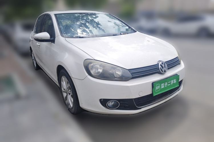 Used Volkswagen Golf 2012 1.6L Automatic Comfort Model Front Right 45 Deg