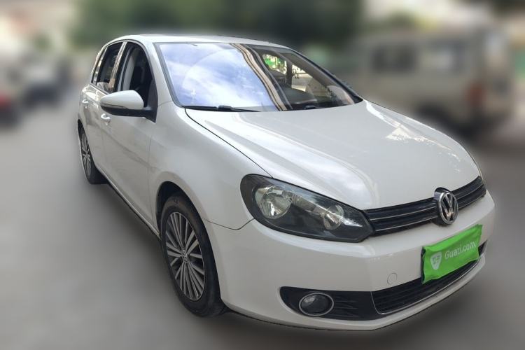 Used Volkswagen Golf 2012 1.4TSI Automatic Luxury Edition Front Right 45 Deg