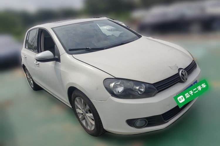 Used Volkswagen Golf 2012 1.6L Automatic Comfort Model Front Right 45 Deg