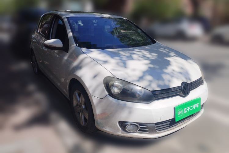 Used Volkswagen Golf 2012 1.6L Automatic Comfort Model Front Right 45 Deg