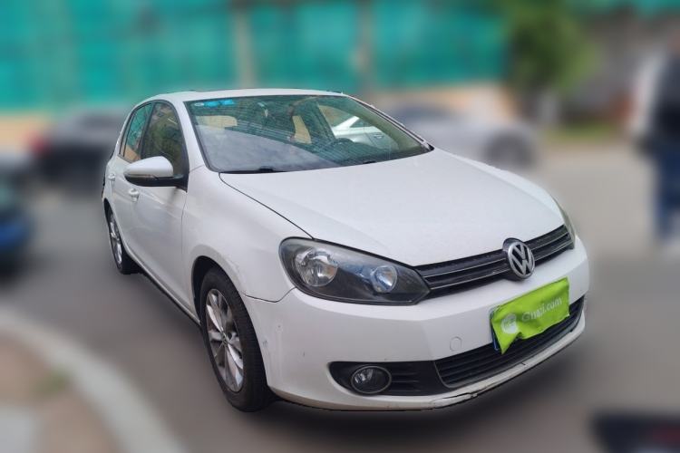 Used Volkswagen Golf 2012 1.6L Automatic Comfort Model Front Right 45 Deg